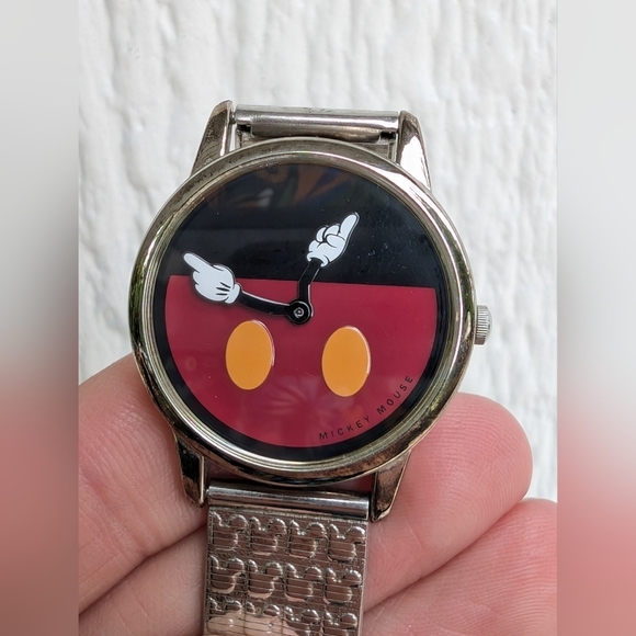 Vintage Disney SII Mickey Mouse Watch: Mickey Parts (mc0239) Silver Band - Picture 1 of 6